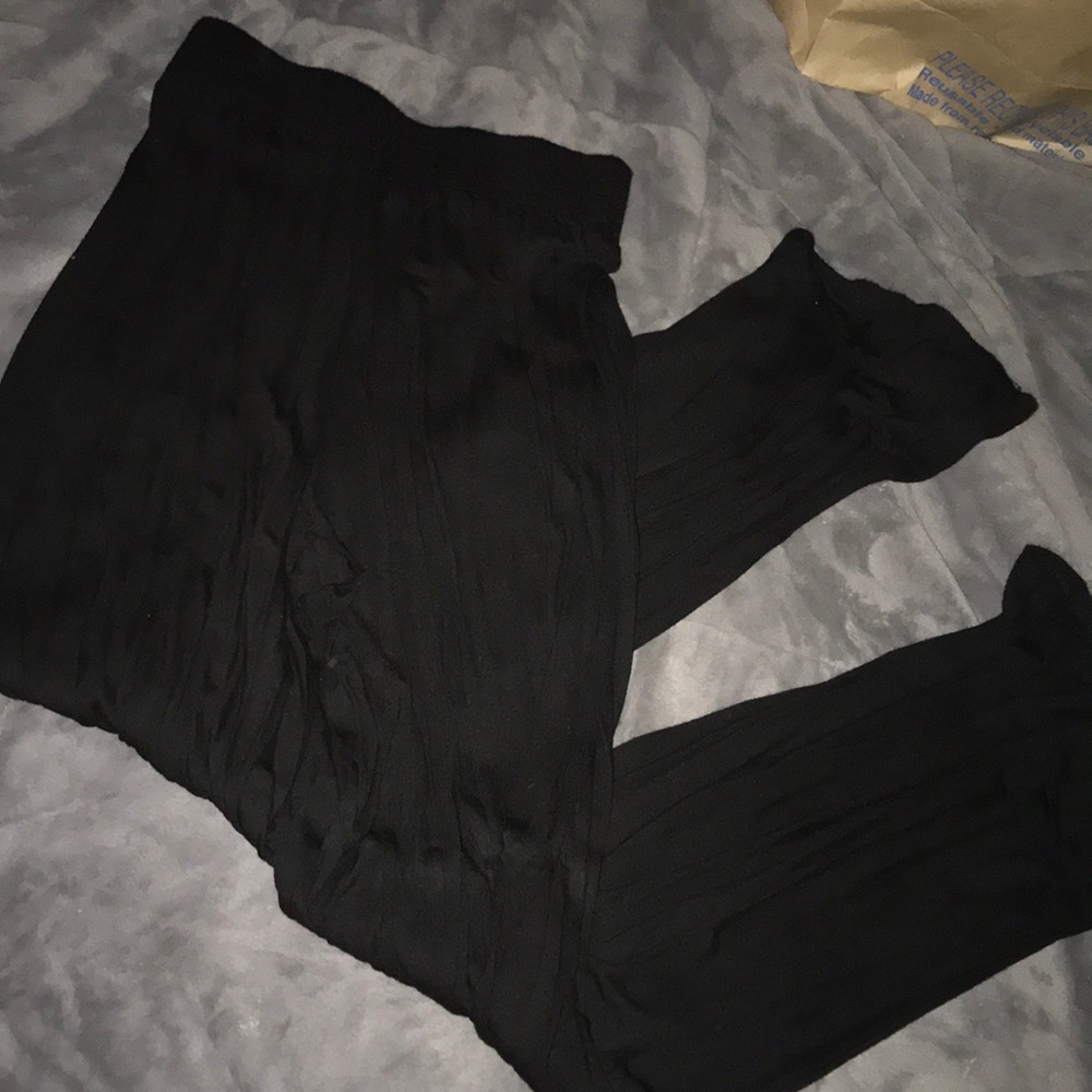 Black gaucho pants